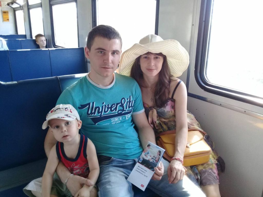 4 1024x768 - АО «Саратовская ППК» поздравила своих пассажиров с Днём семьи, любви и верности
