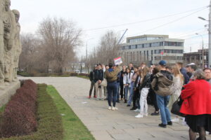 img 7917 300x200 - 9 апреля состоялась коммерческая экскурсионная поездка на электропоезде по маршруту Саратов – Волгоград.